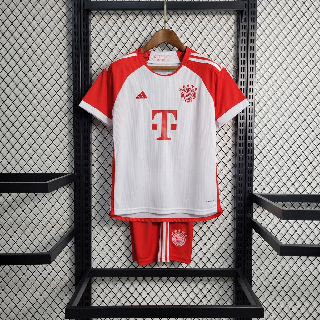 Bayern Home 23/24