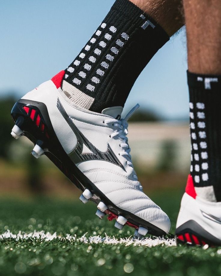 Mizuno Cleats