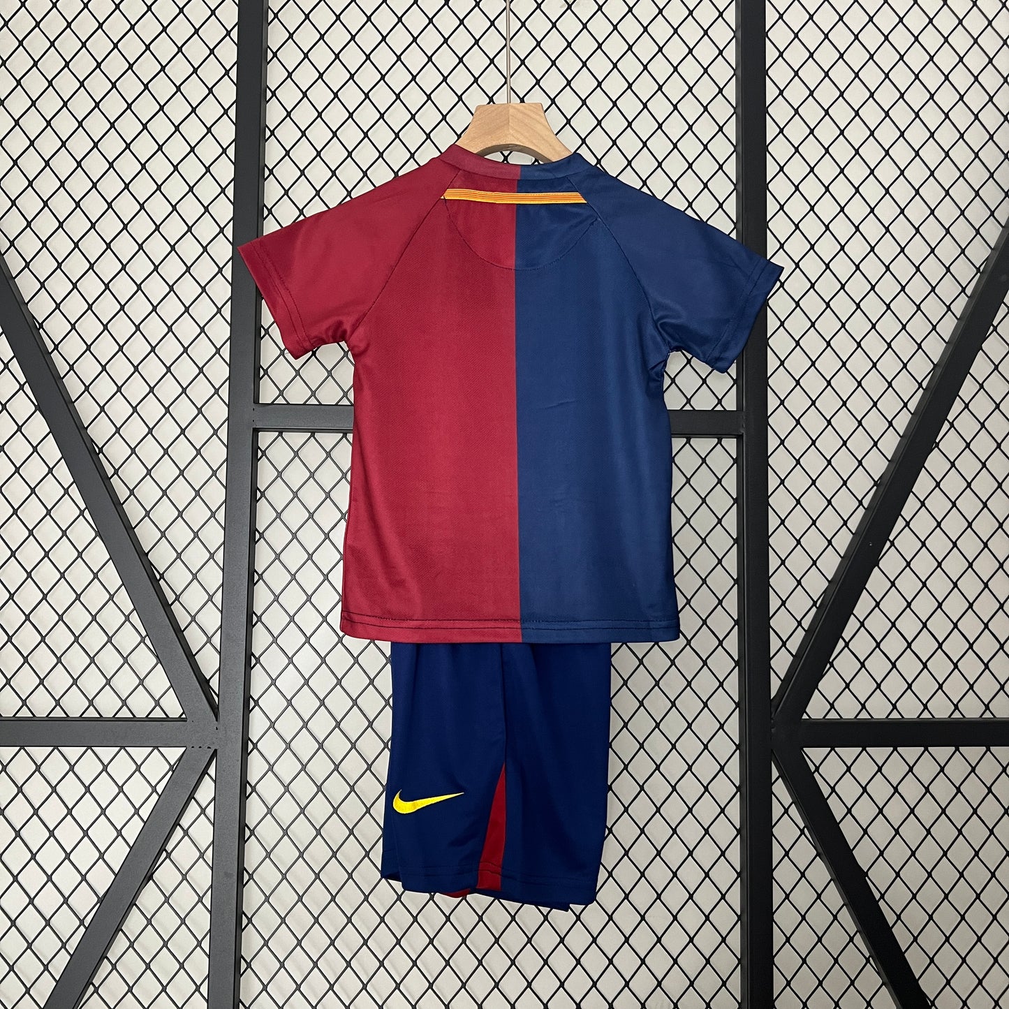 Barcelona Home 08/09