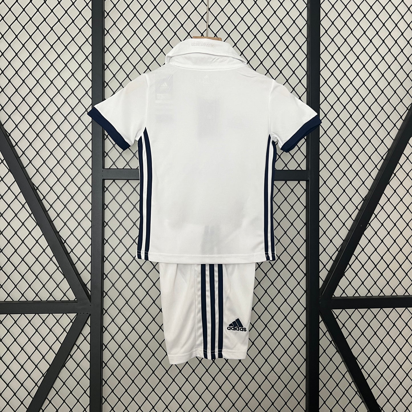 Real Madrid Home 16/17