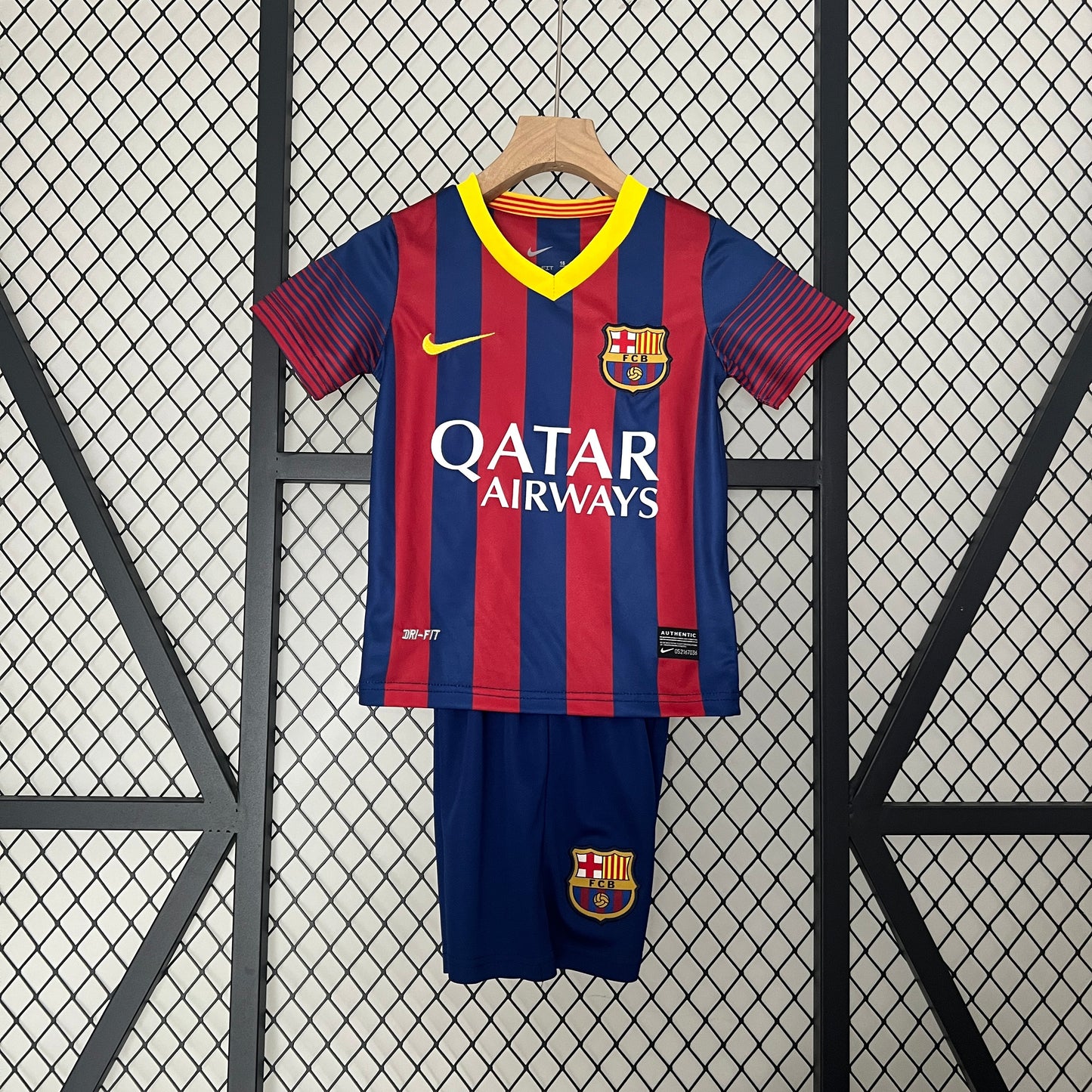 Barcelona Home 13/14