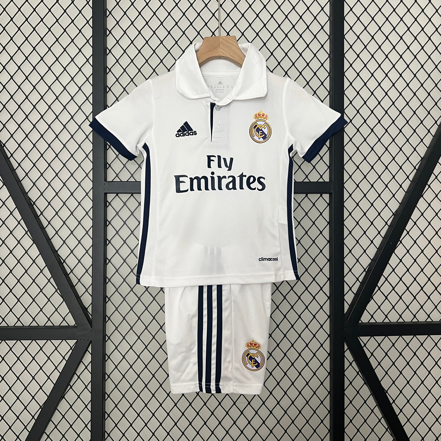 Real Madrid Home 16/17